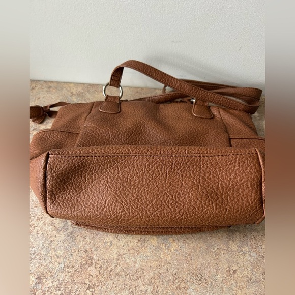 Multi-Sac Brown Vegan Pebbled Leather Purse with lots of storage spaces - Picture 8 of 13